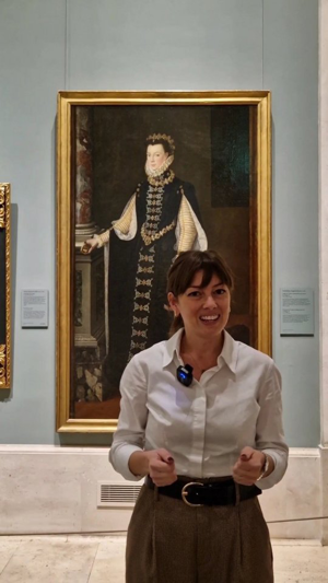 Weekly sessions in English: "Isabel de Valois holding a Portrait of Philip II", "Philip II" and "Queen Anne of Austria" (1561-1573), by Sofonisba Anguissola